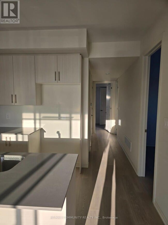 Building Photo - 79 Rackham Ln