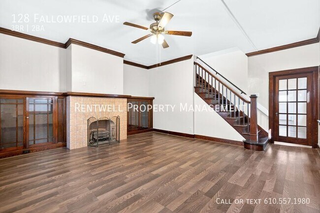 Foto del edificio - 128 Fallowfield Ave