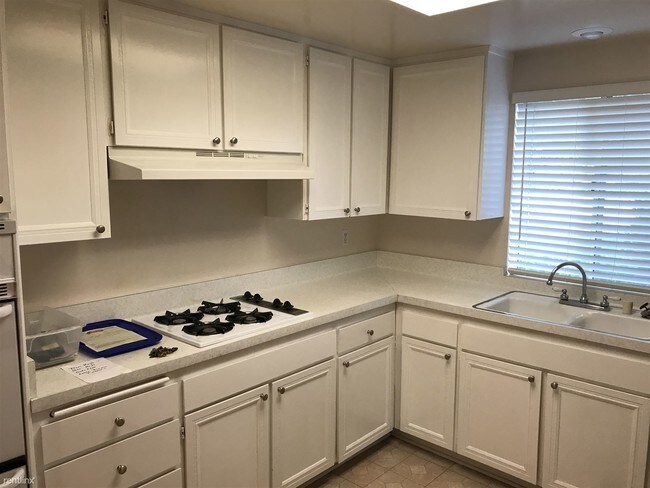 Building Photo - 26739 Winsome Cir