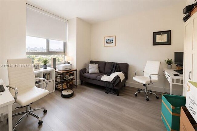 Foto del edificio - 90 SW 3rd St