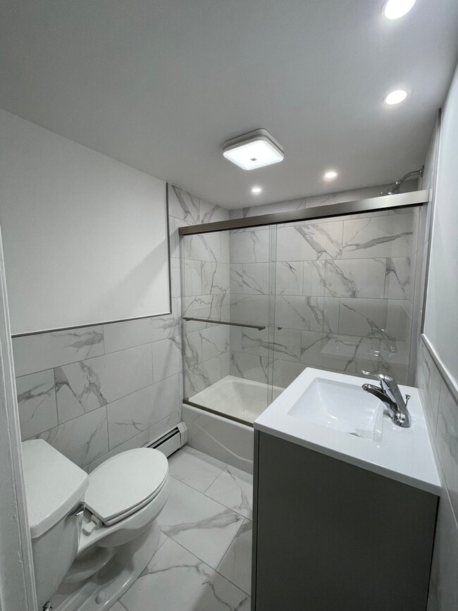 C10 Bathroom [Actual unit may vary] - Marimont Apartments