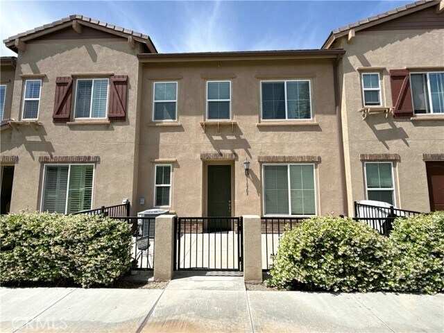 Foto principal - 11050 Excelsior Dr