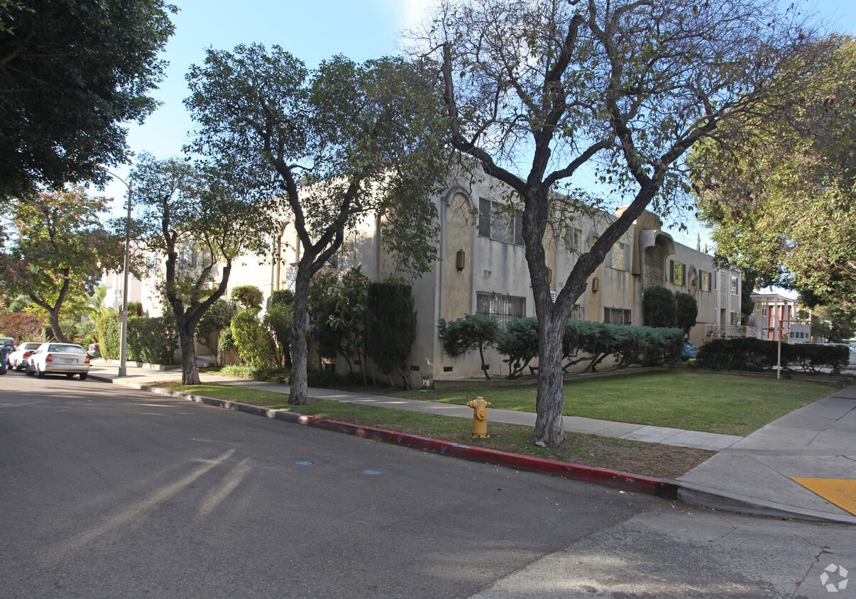Primary Photo - 4804 Franklin Ave