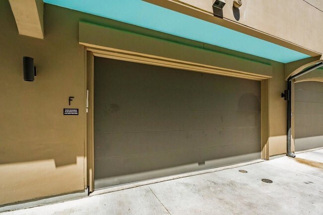 Foto del edificio - 206 E Live Oak St