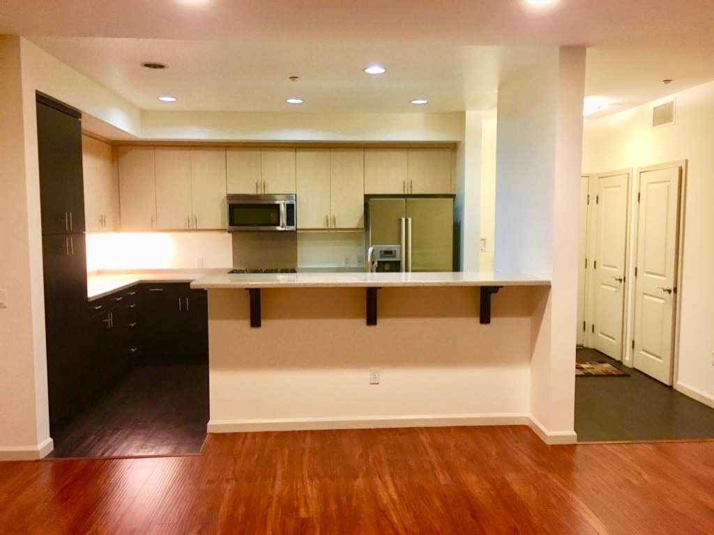 10745 N De Anza Blvd Unit 211, Cupertino, CA 95014 Condo for Rent in