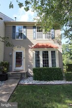 Building Photo - 2562 Sylvan Moor Ln