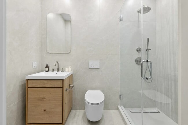 Foto del edificio - 184 Hawthorne St