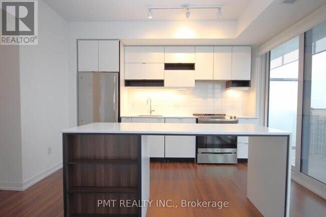 Building Photo - 4065-4065 Confederation Pkwy