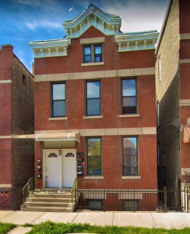 Building Photo - 940 W 31st Pl