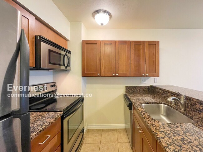 Foto del edificio - 3926 1st Ave NE
