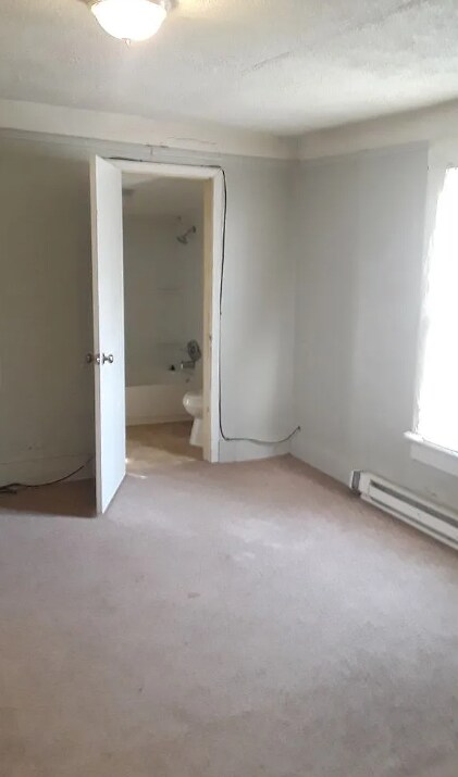 Building Photo - 2 Bedroom 1 Bathroom House in Spartanburg, SC