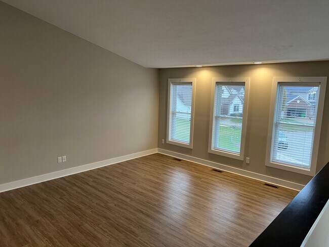Foto del edificio - Beautiful 3 bedroom 2 1/2 bath house