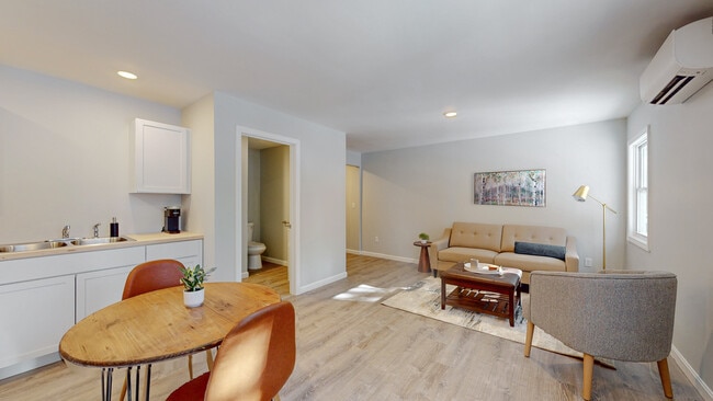 Foto del edificio - Nasson in the Pines