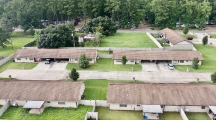 Foto del edificio - 419 Shady Ln