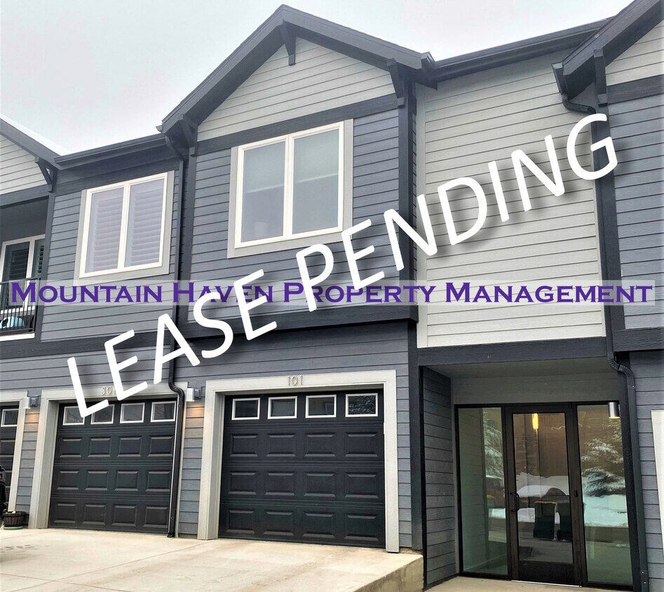 31131 Black Eagle Dr, Bergen Park, CO 80439 Townhome Rentals in