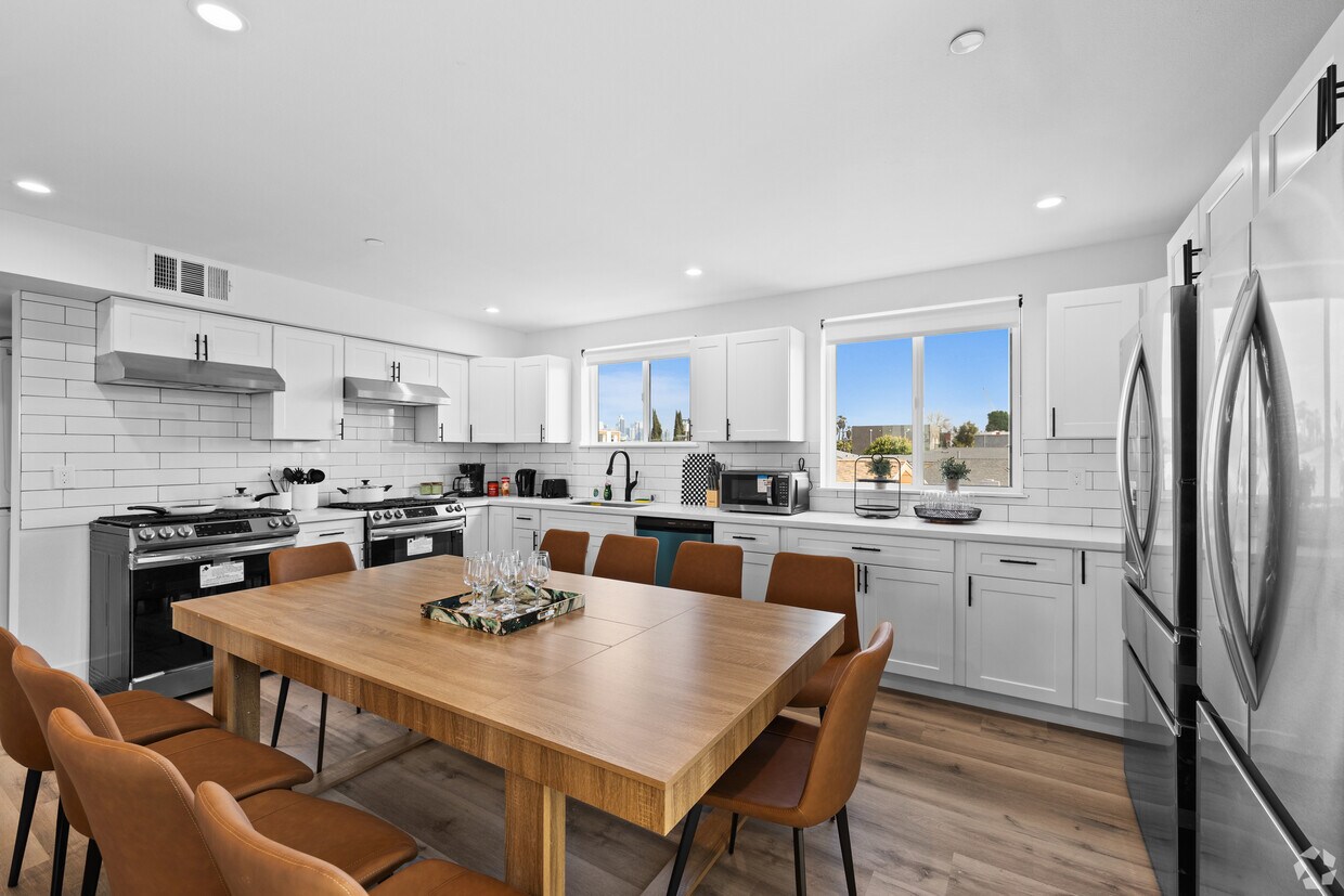 Foto principal - 3430 Walton Ave