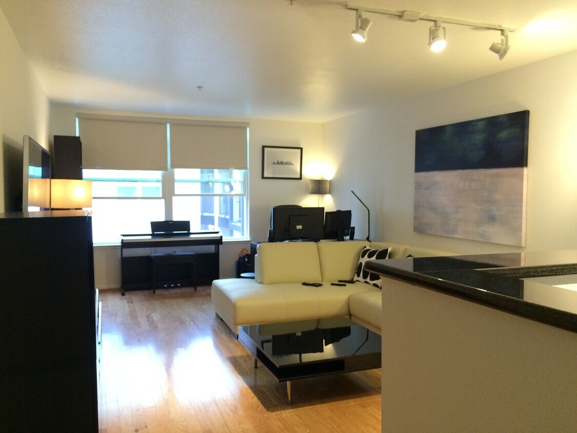 Primary Photo - 8100 Oceanview Terrace, Unit 319