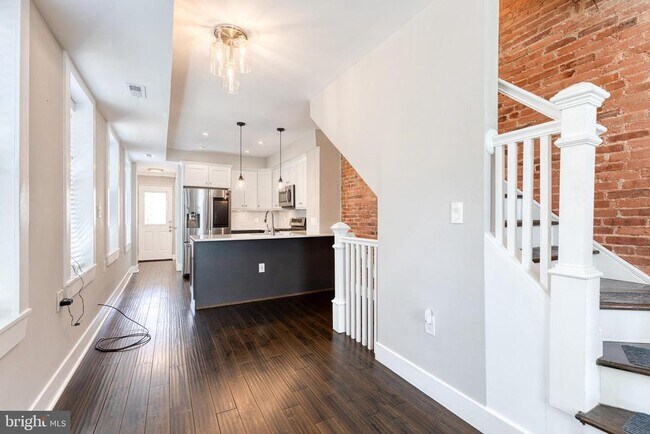 Foto del edificio - 734 S Robinson St