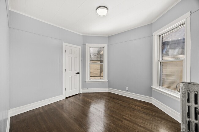 Foto del edificio - 7110 S Eberhart Ave