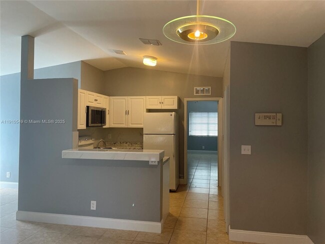 Building Photo - 1234 SW 71st Terrace