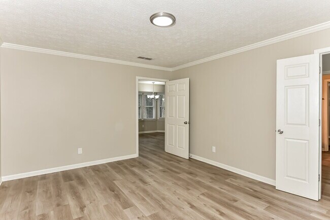 Foto del edificio - 3811 Eden Glen Dr SE
