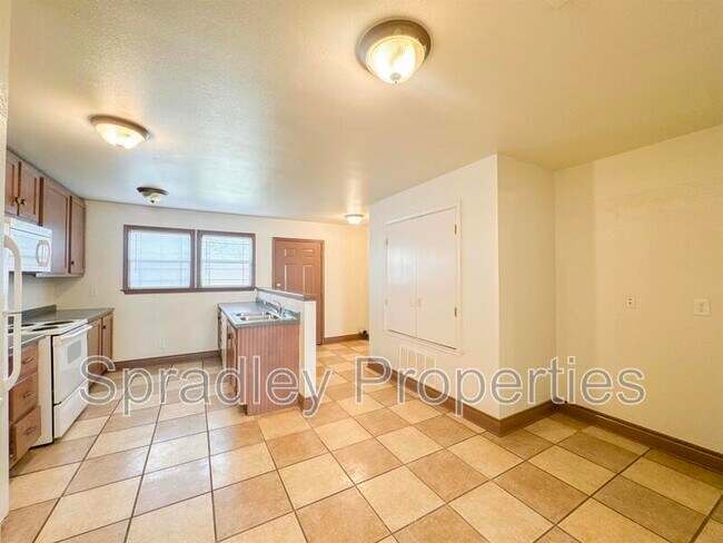 Foto del edificio - 1033 N Wall St