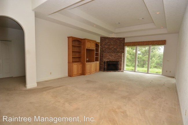 Building Photo - 4 br, 3 bath House - 520 Oakview