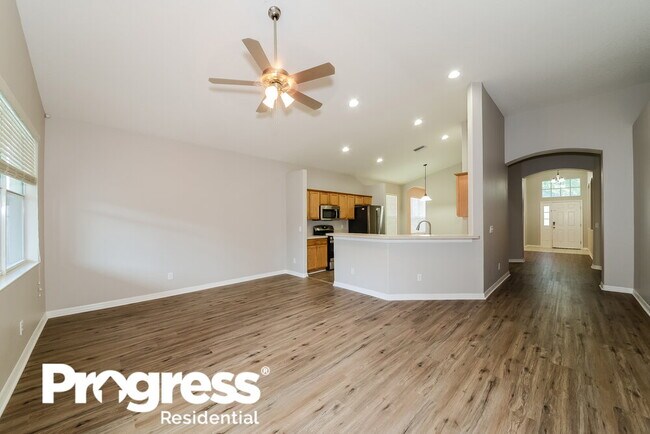 Building Photo - 5135 Clover Mist Dr