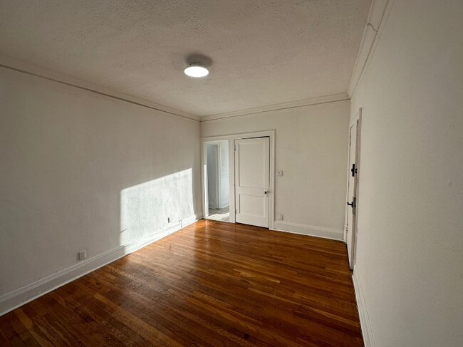 Foto del edificio - 14148 Superior Rd