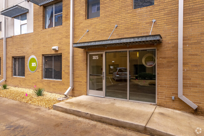 Front Entrance - Bryan Street Station