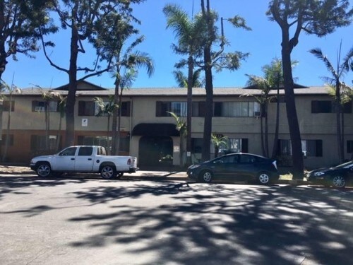 Foto del edificio - 2450 E 6th St