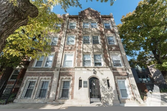 Building Photo - 2936 W Palmer St