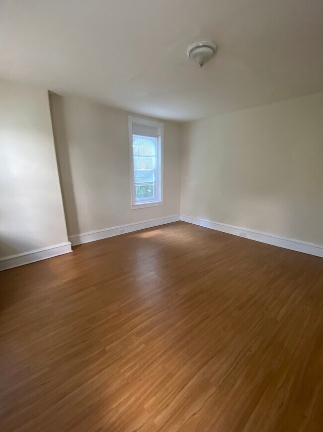 Foto del edificio - 5845 N 13th St