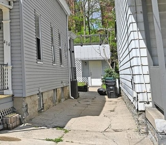 Building Photo - 416 Ada St