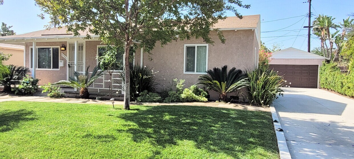 12756 Archwood St, North Hollywood, CA 91606 House for Rent in North