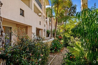 Building Photo - 113 Por La Mar Cir