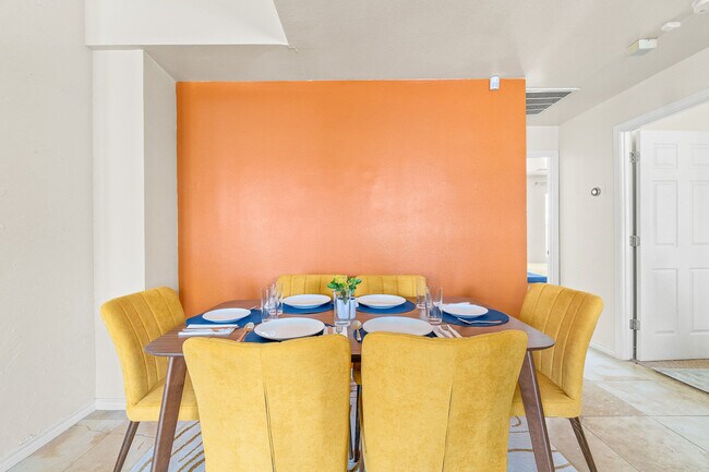 Foto del edificio - 4315 Munger Ave