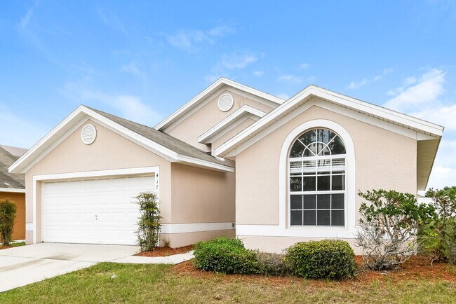 Building Photo - 417 Halstead Dr