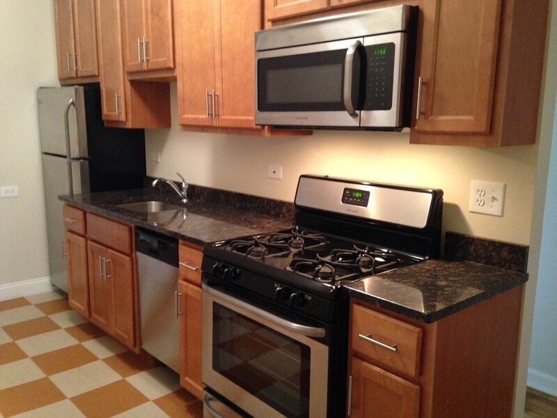 Foto principal - 5329 S Harper Ave