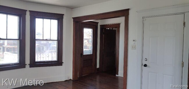 Foto del edificio - 1076 N Rademacher St