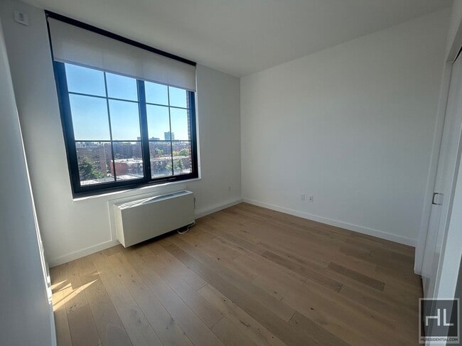 Building Photo - NORTHERN BOULEVARD