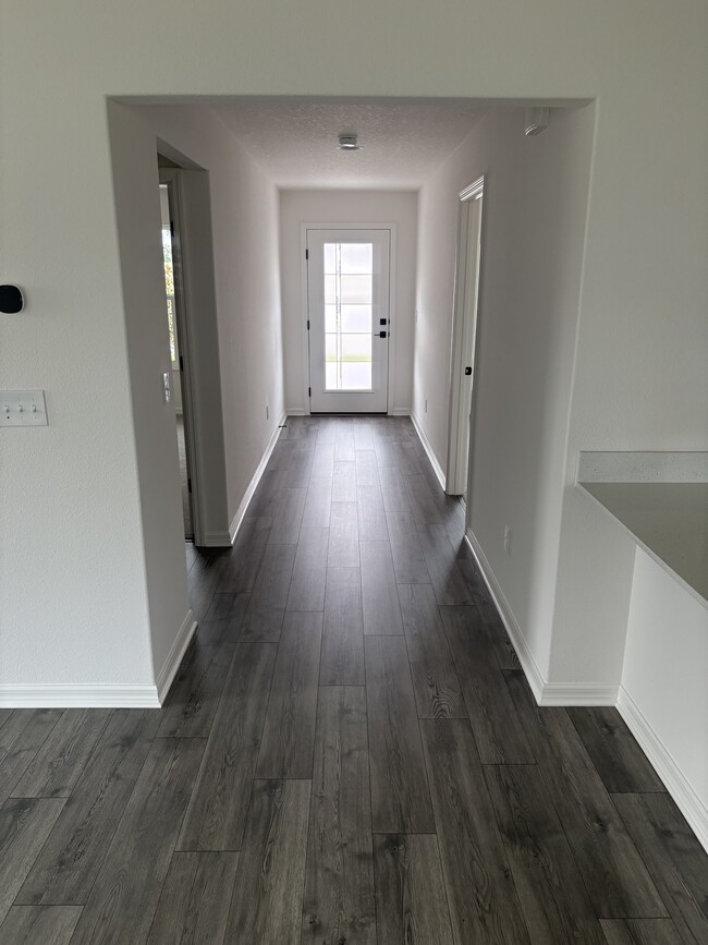 Building Photo - 7435 Cunningham Path