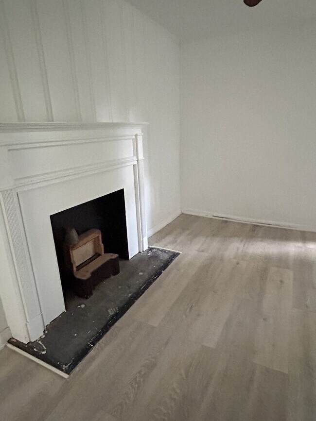 Foto del edificio - 235 E 74th St