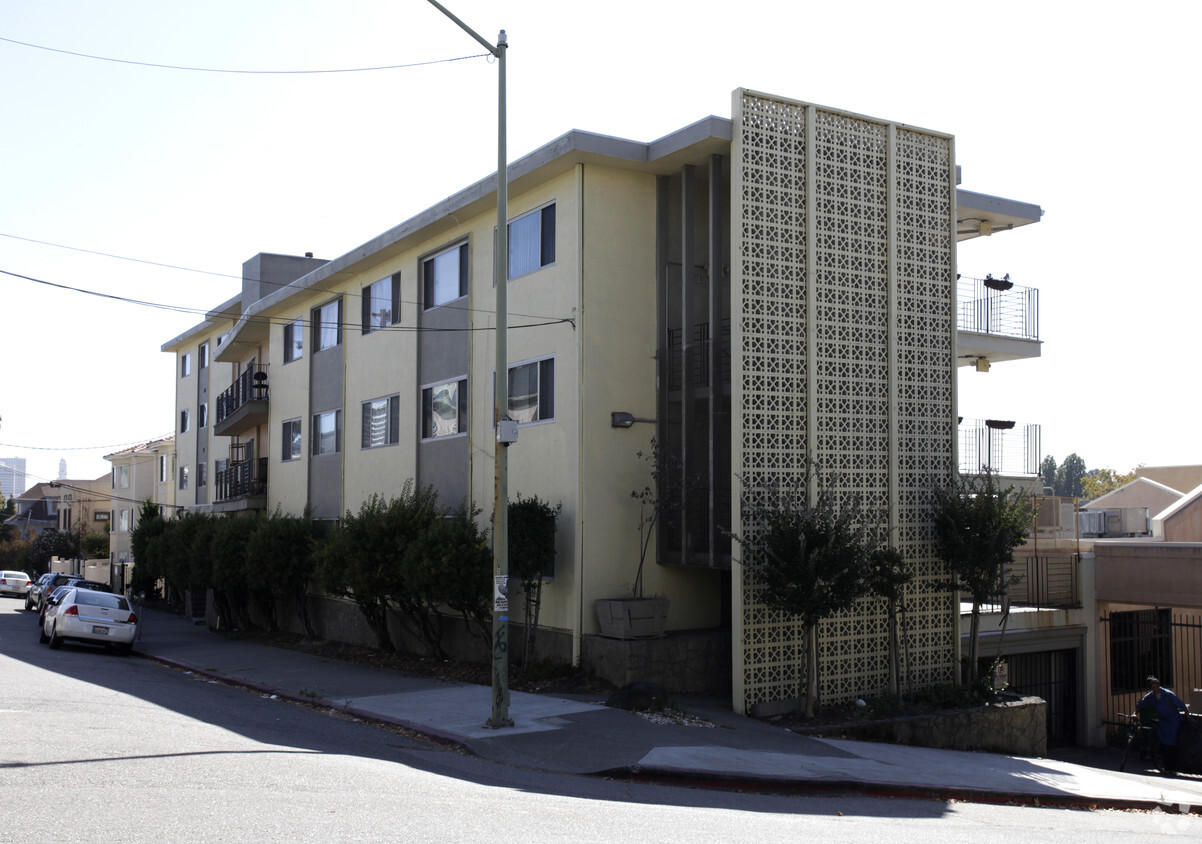 Primary Photo - Telegraph Hill