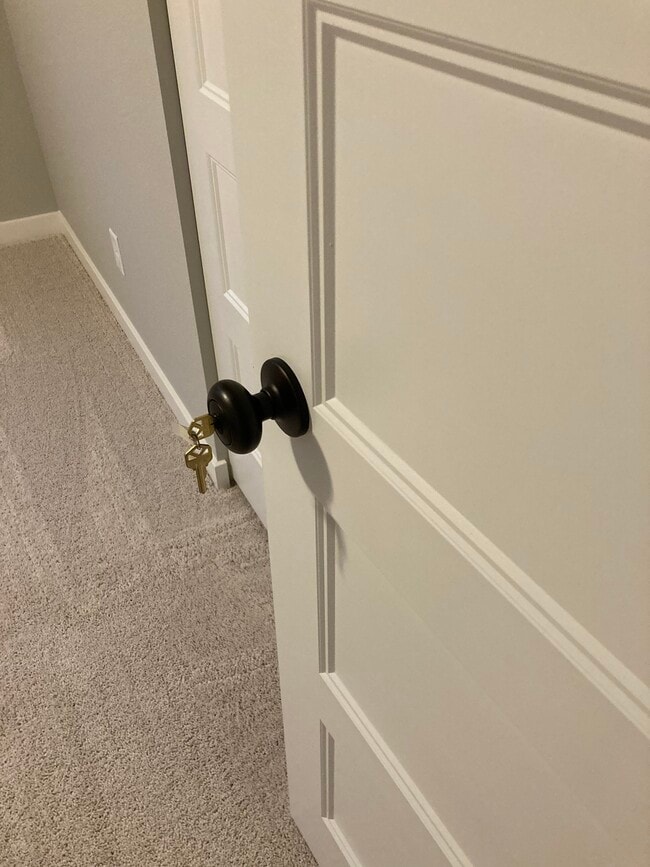 Building Photo - 5137 125th St NE