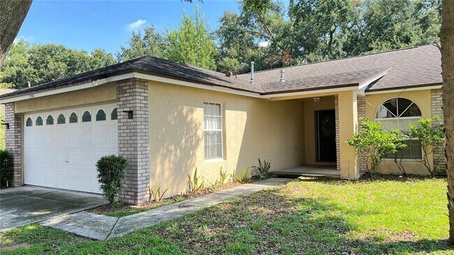 Foto del edificio - 1547 Oak Hill Trail