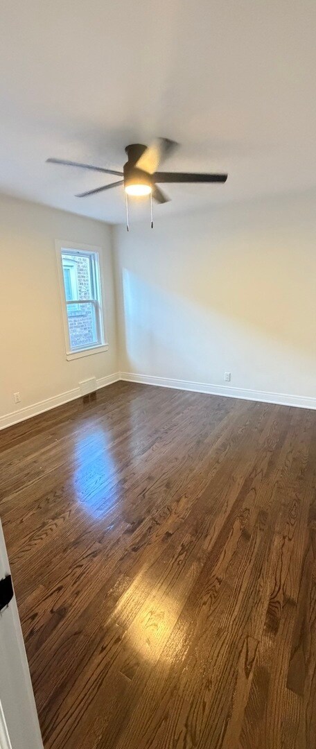Foto del edificio - 9018 S Ridgeland Ave