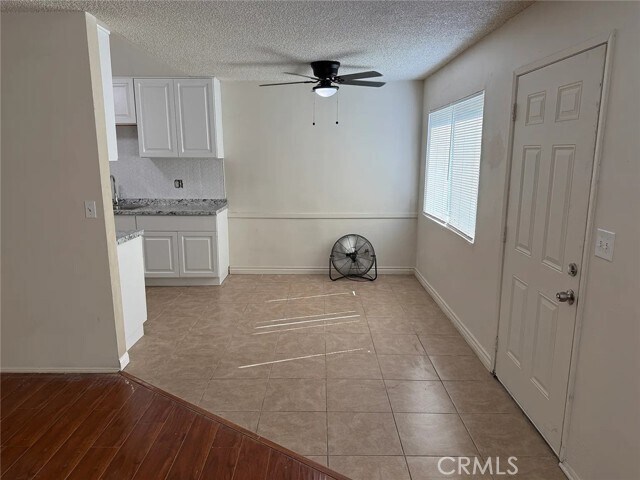 Foto del edificio - 1328 Randy St