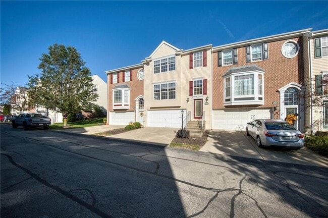 Foto del edificio - 10514 Forest Hill Dr