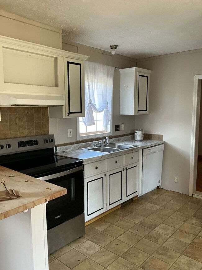 Foto del edificio - 131 Crescent Ln